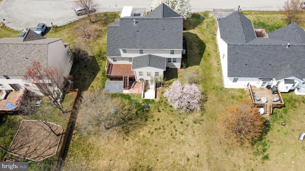 47 LOFTING LN