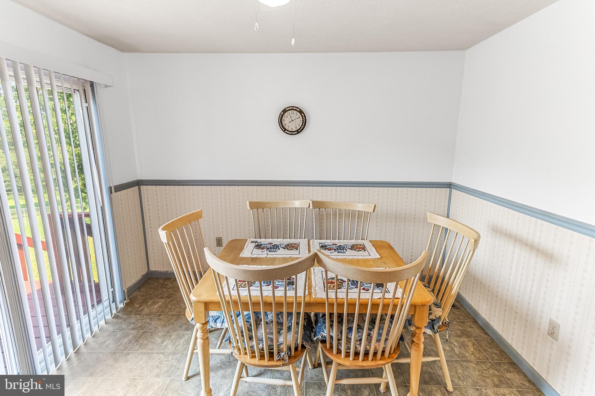 18 WHISPERING PINE DRIVE