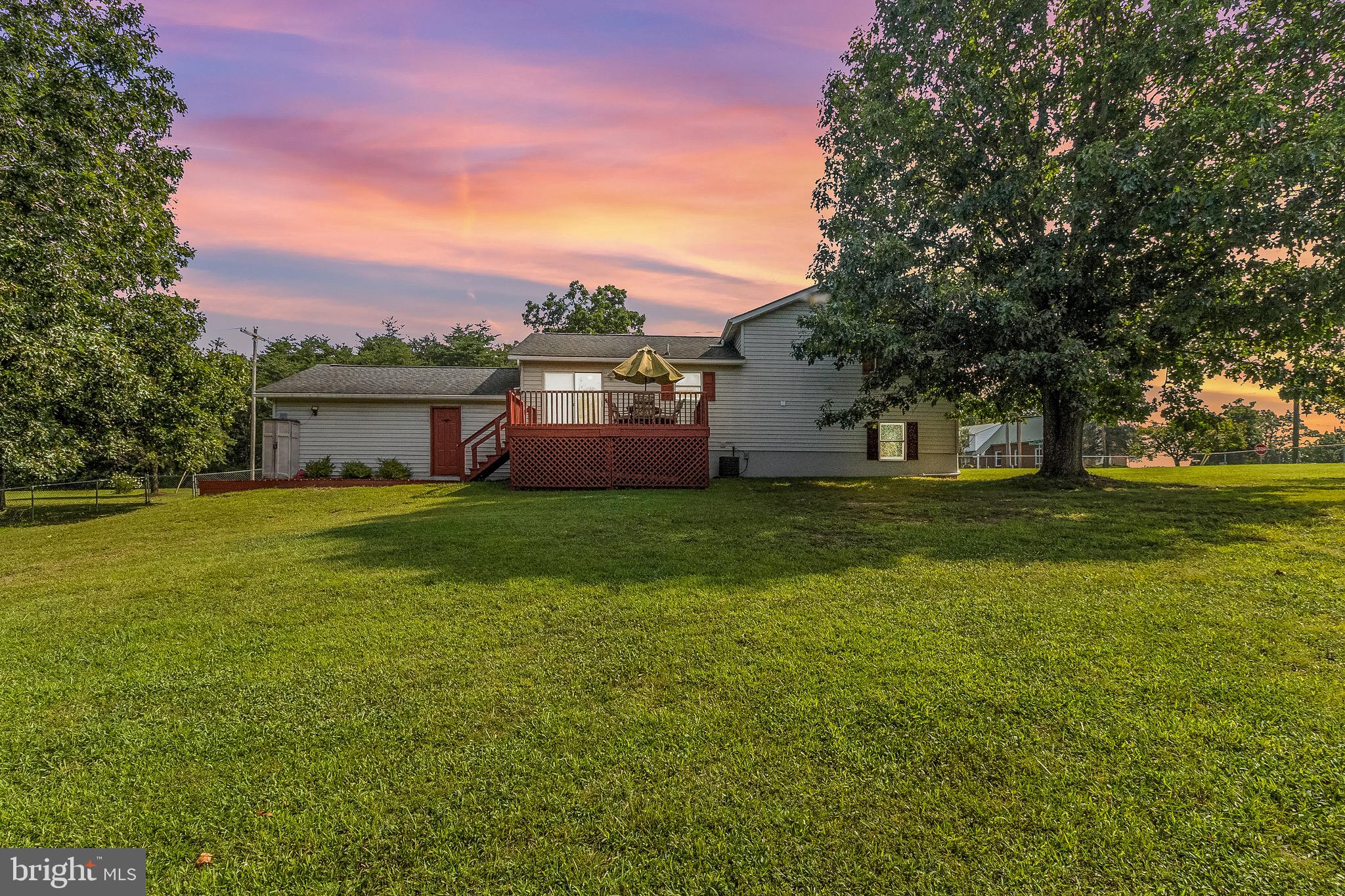 18 WHISPERING PINE DRIVE