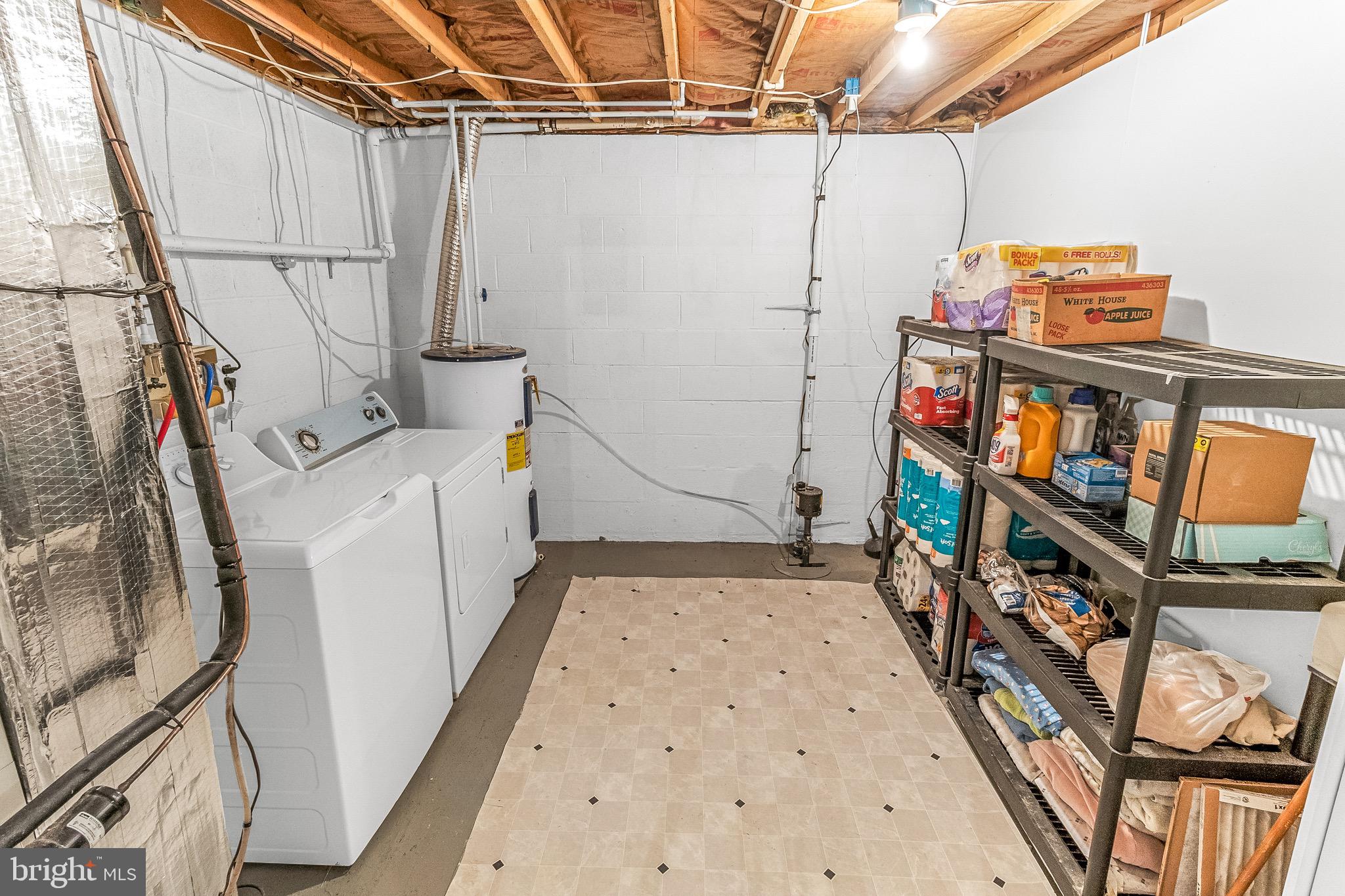 18 WHISPERING PINE DRIVE