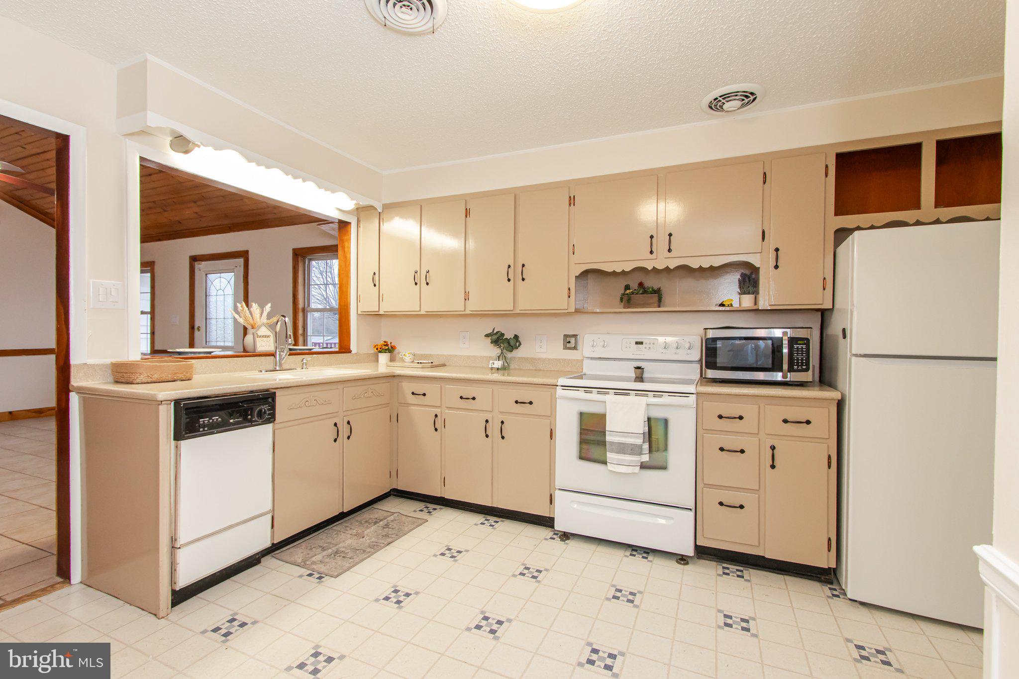 1183 SHEPHERDSTOWN ROAD