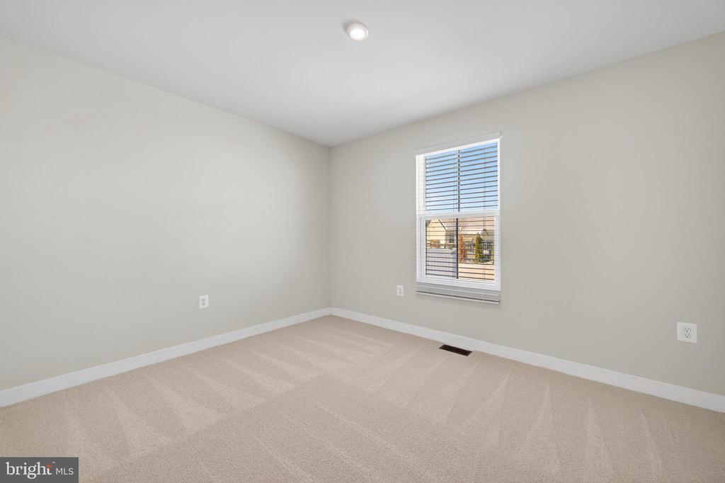 54 NORFOLK LANE
