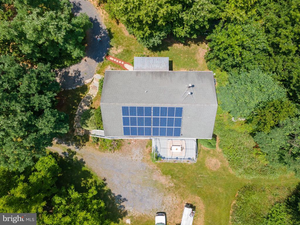 1121 HOLLIDA LANE