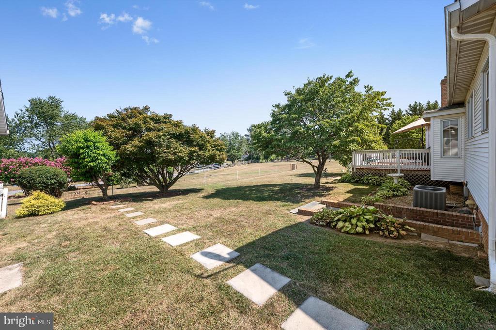 41 OAKLAND TERRACE