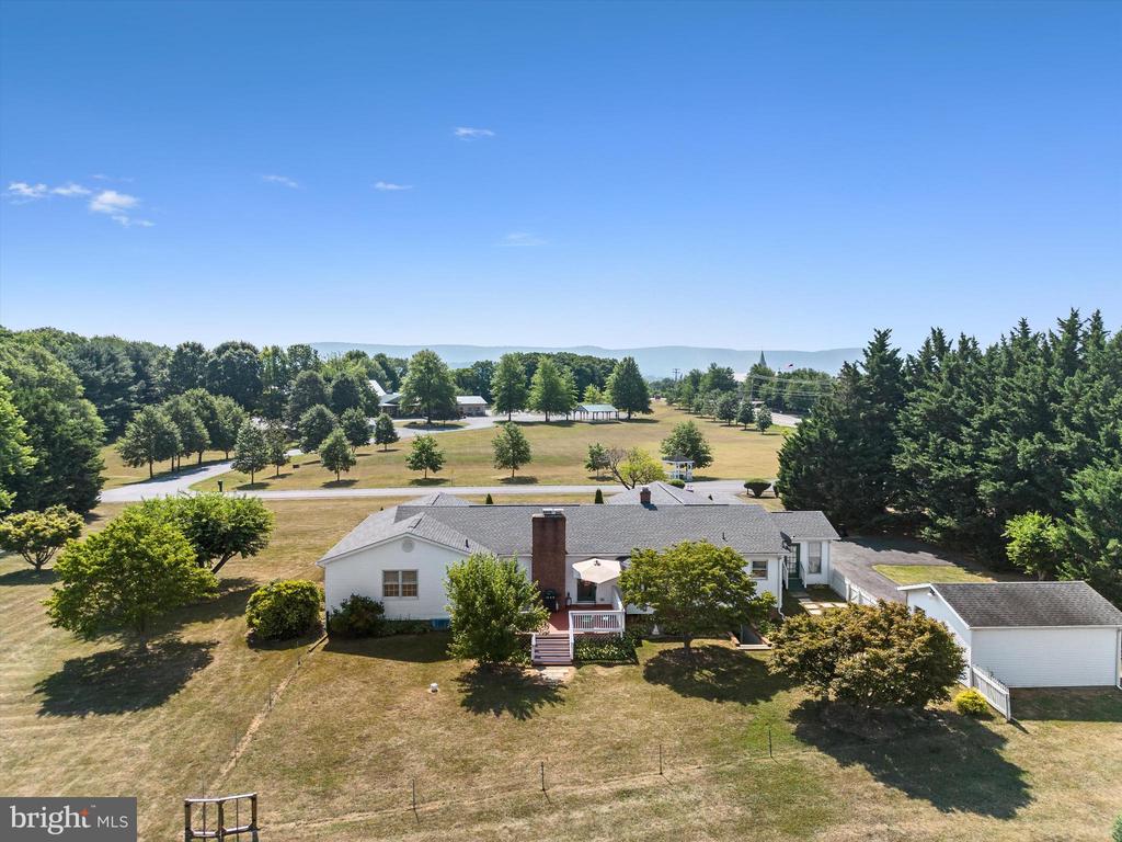 41 OAKLAND TERRACE