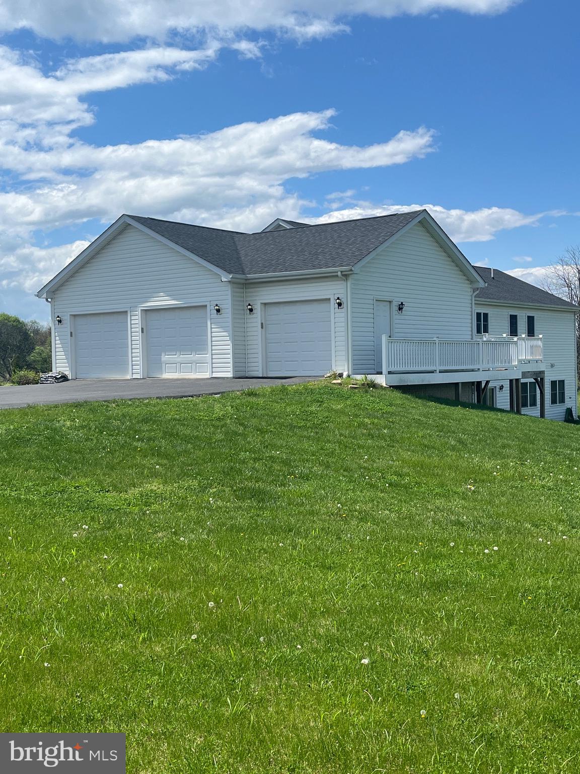 83 GREEN BULRUSH COURT