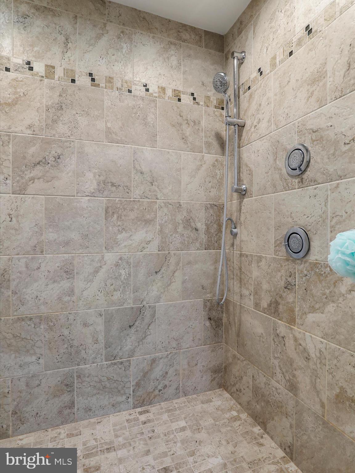 83 GREEN BULRUSH COURT