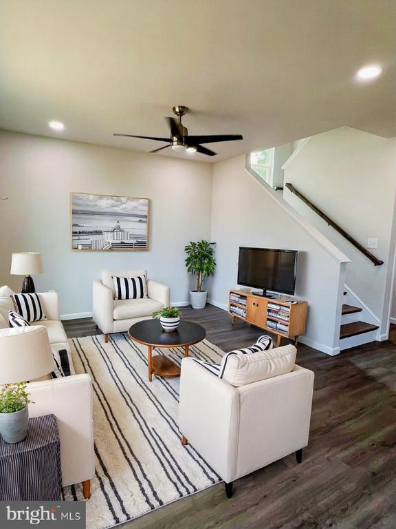 19 ONYX LANE