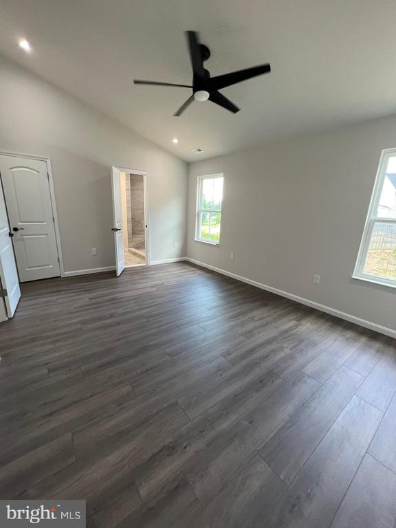 19 ONYX LANE