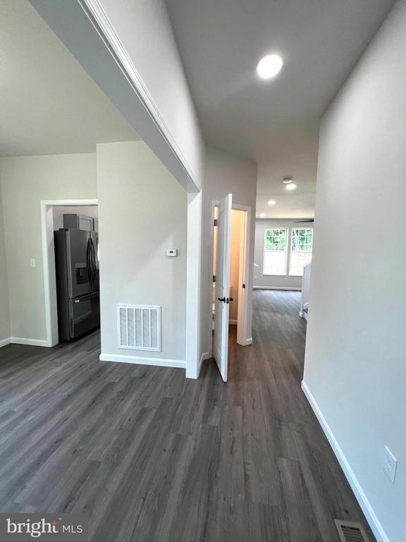 19 ONYX LANE