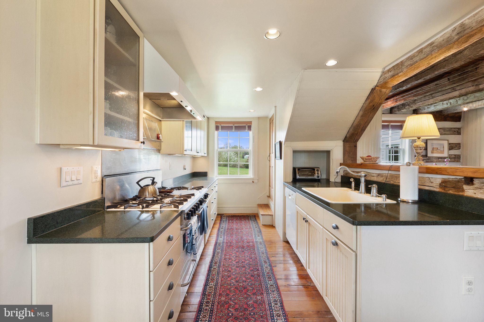 6531 ENGLE MOLERS ROAD