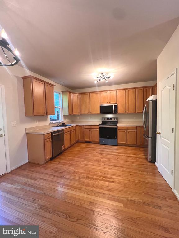 127 SWEARINGEN WAY
