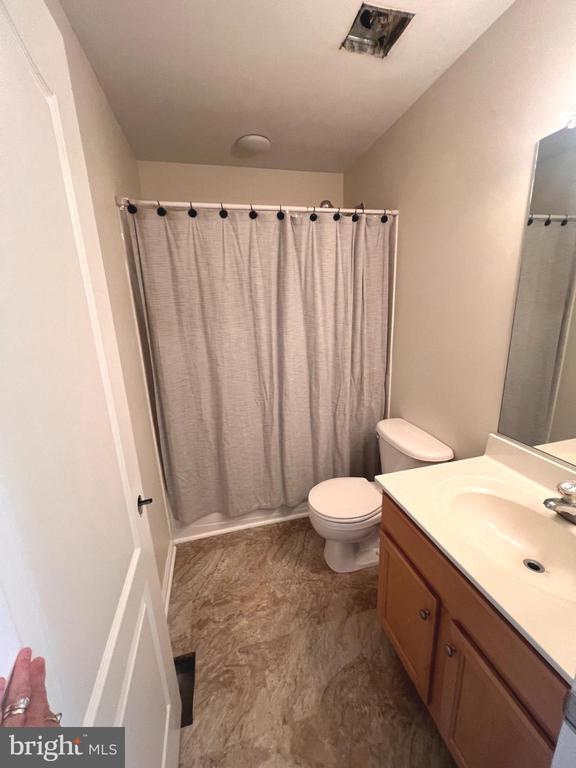 127 SWEARINGEN WAY