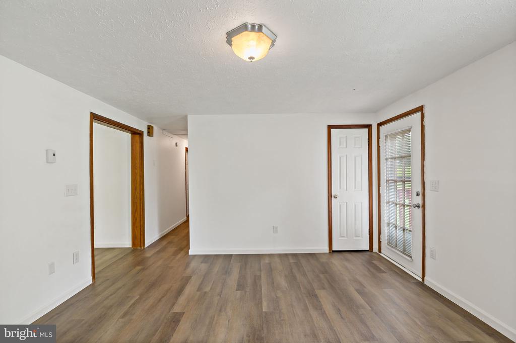 515 E 10TH AVENUE