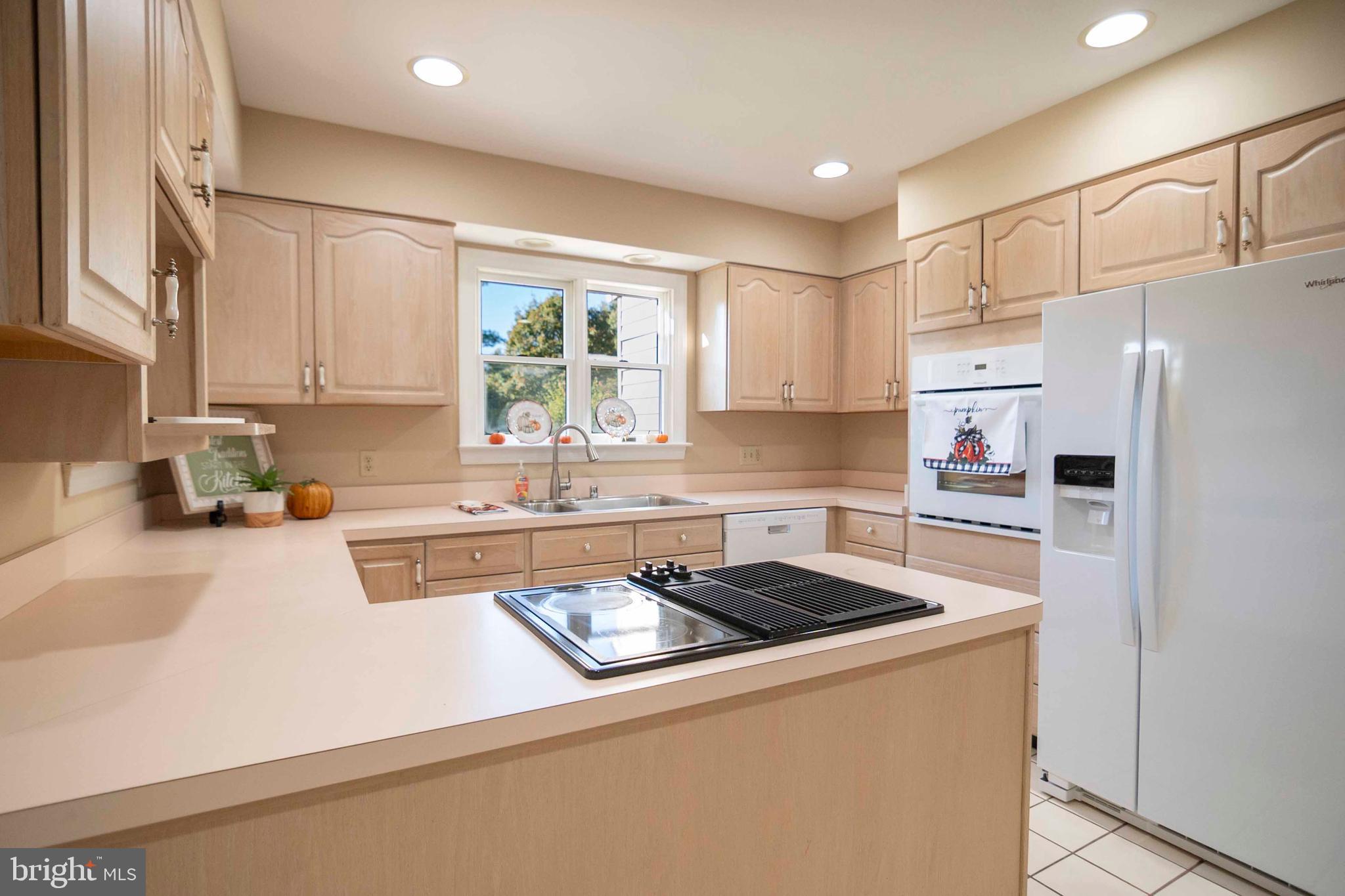 200 MEADOW RIDGE DRIVE