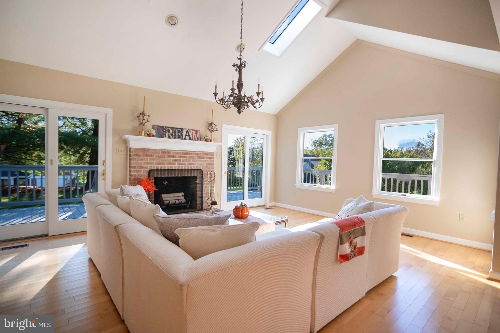 200 MEADOW RIDGE DRIVE