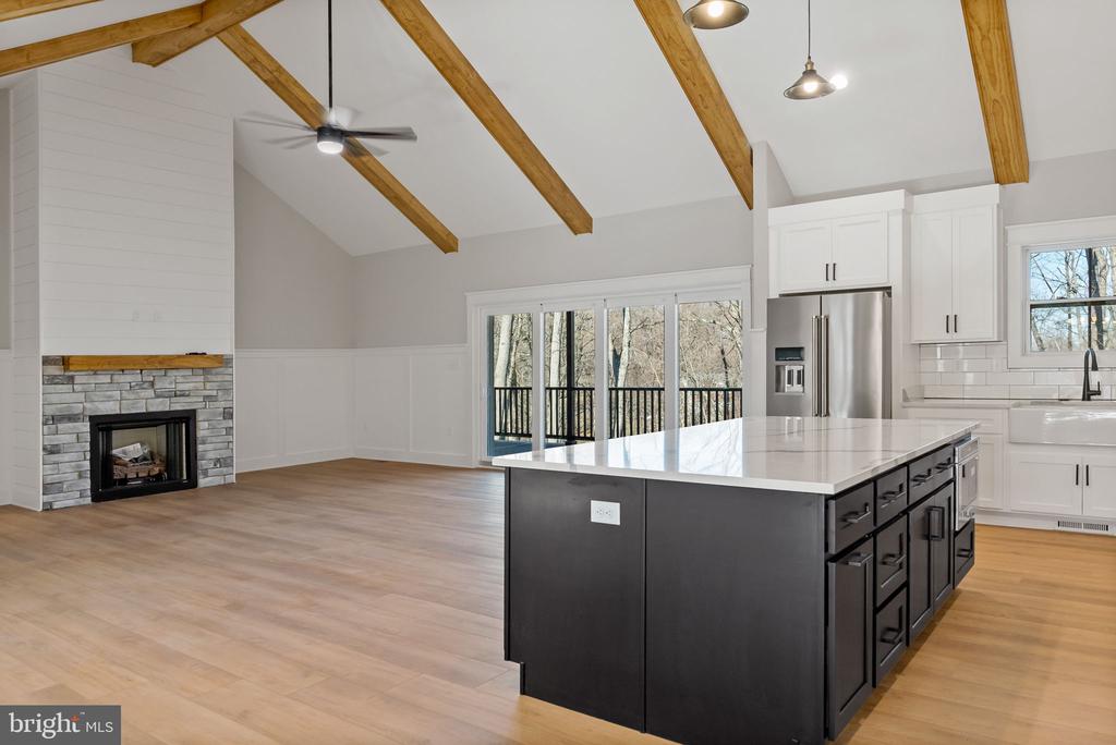 130 JINGLE BELLS COURT Unit: LOT 6
