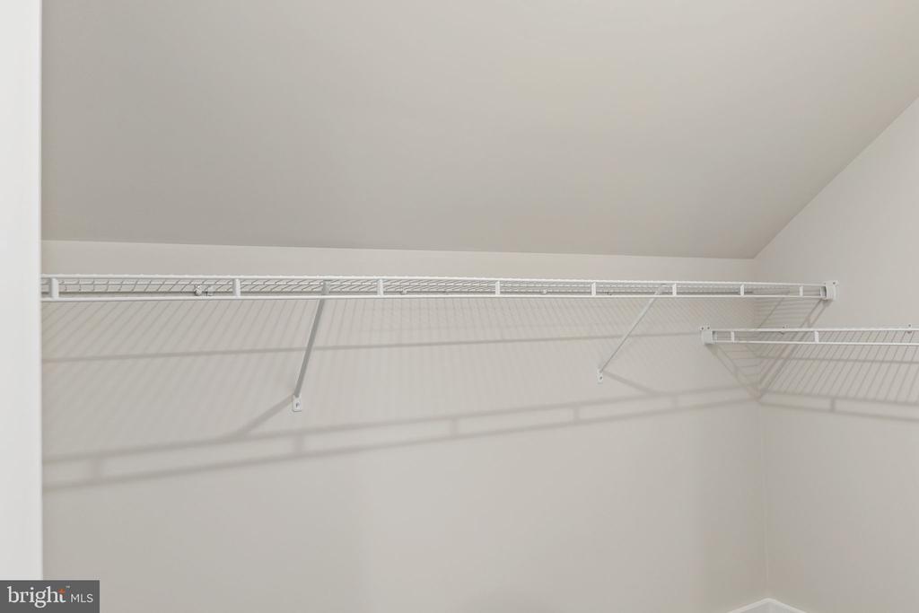130 JINGLE BELLS COURT Unit: LOT 6