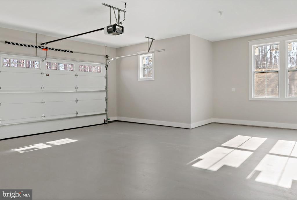 130 JINGLE BELLS COURT Unit: LOT 6