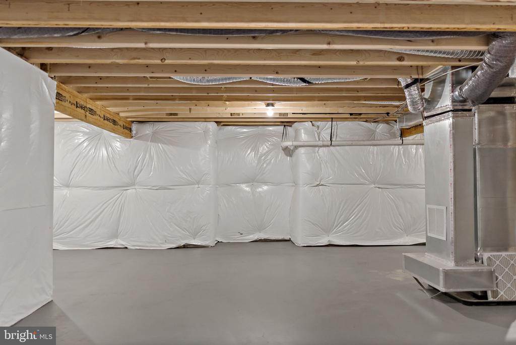 130 JINGLE BELLS COURT Unit: LOT 6