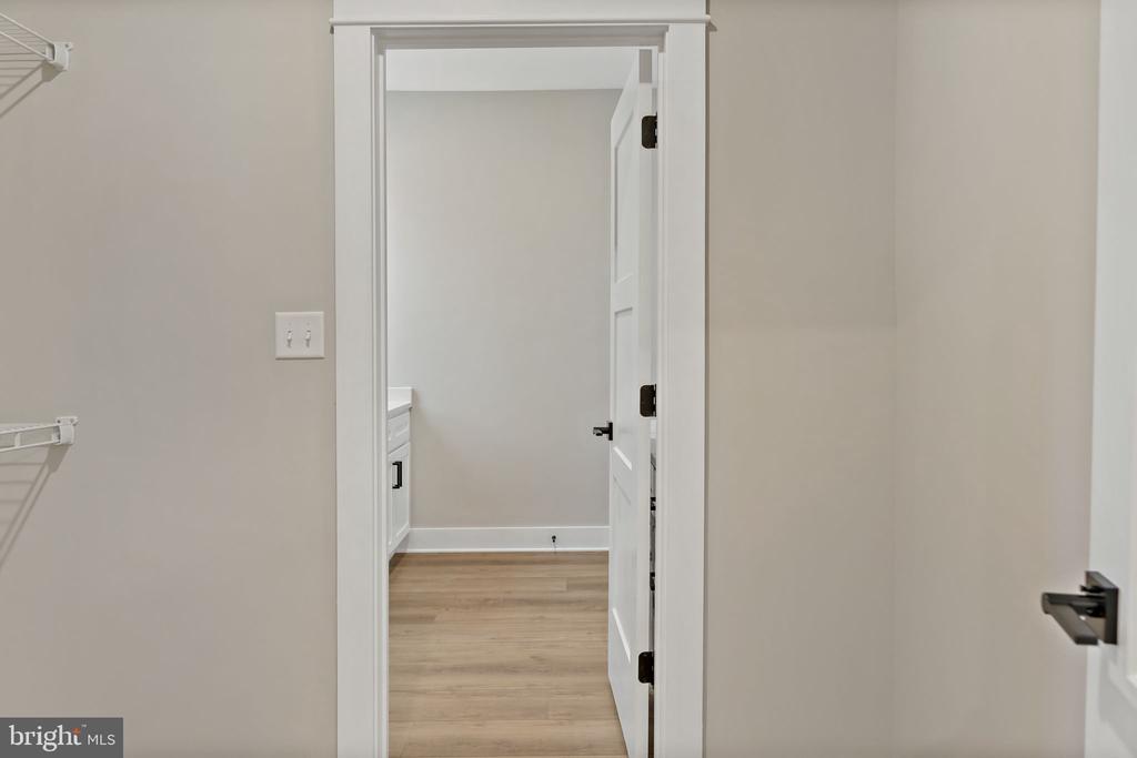 130 JINGLE BELLS COURT Unit: LOT 6