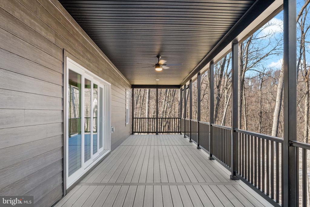 130 JINGLE BELLS COURT Unit: LOT 6