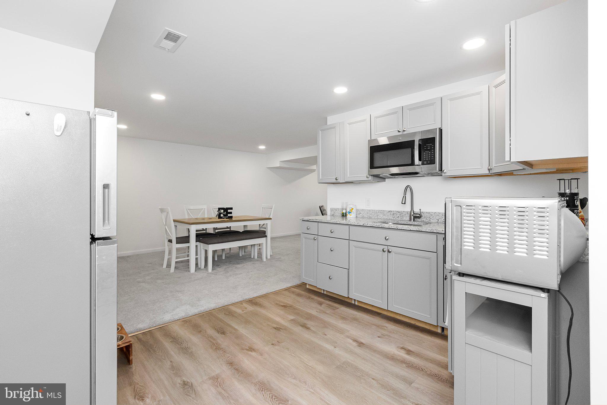 317 STRATUS DR