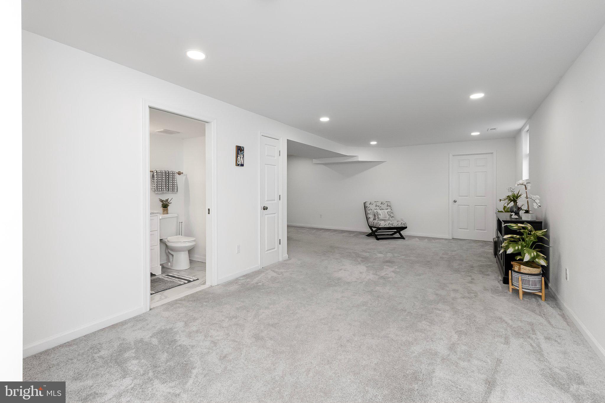 317 STRATUS DR