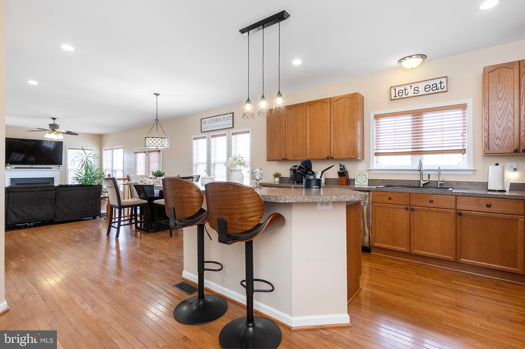 317 STRATUS DR