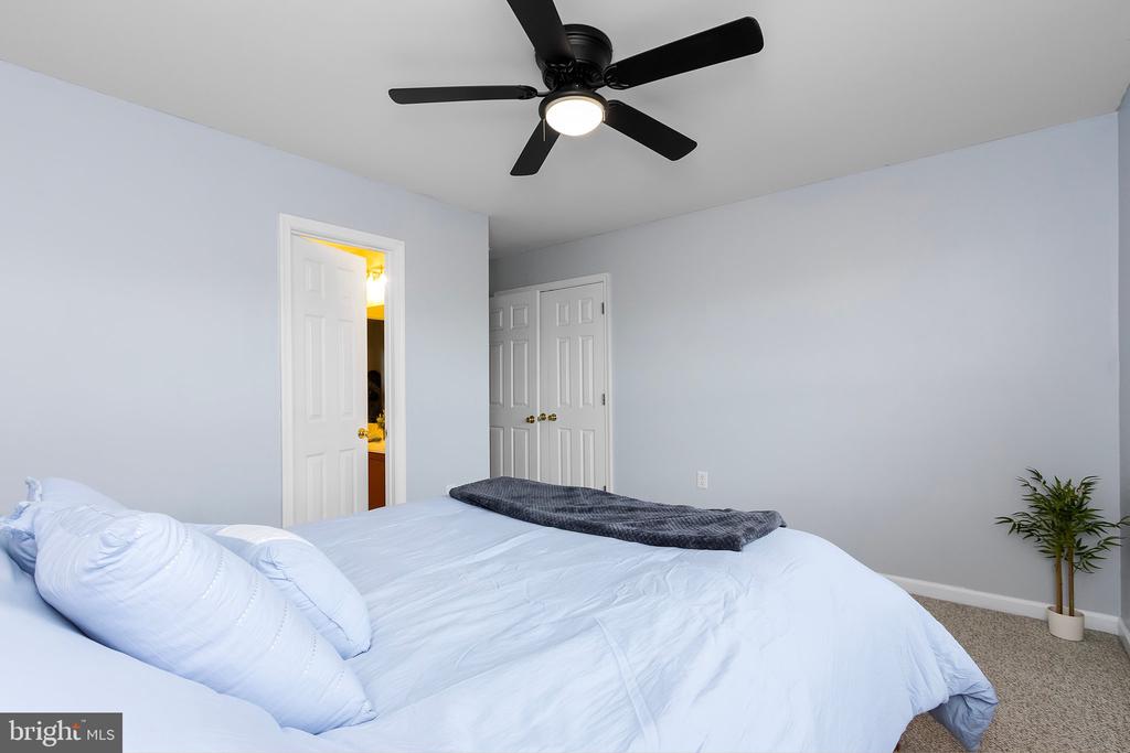 317 STRATUS DR