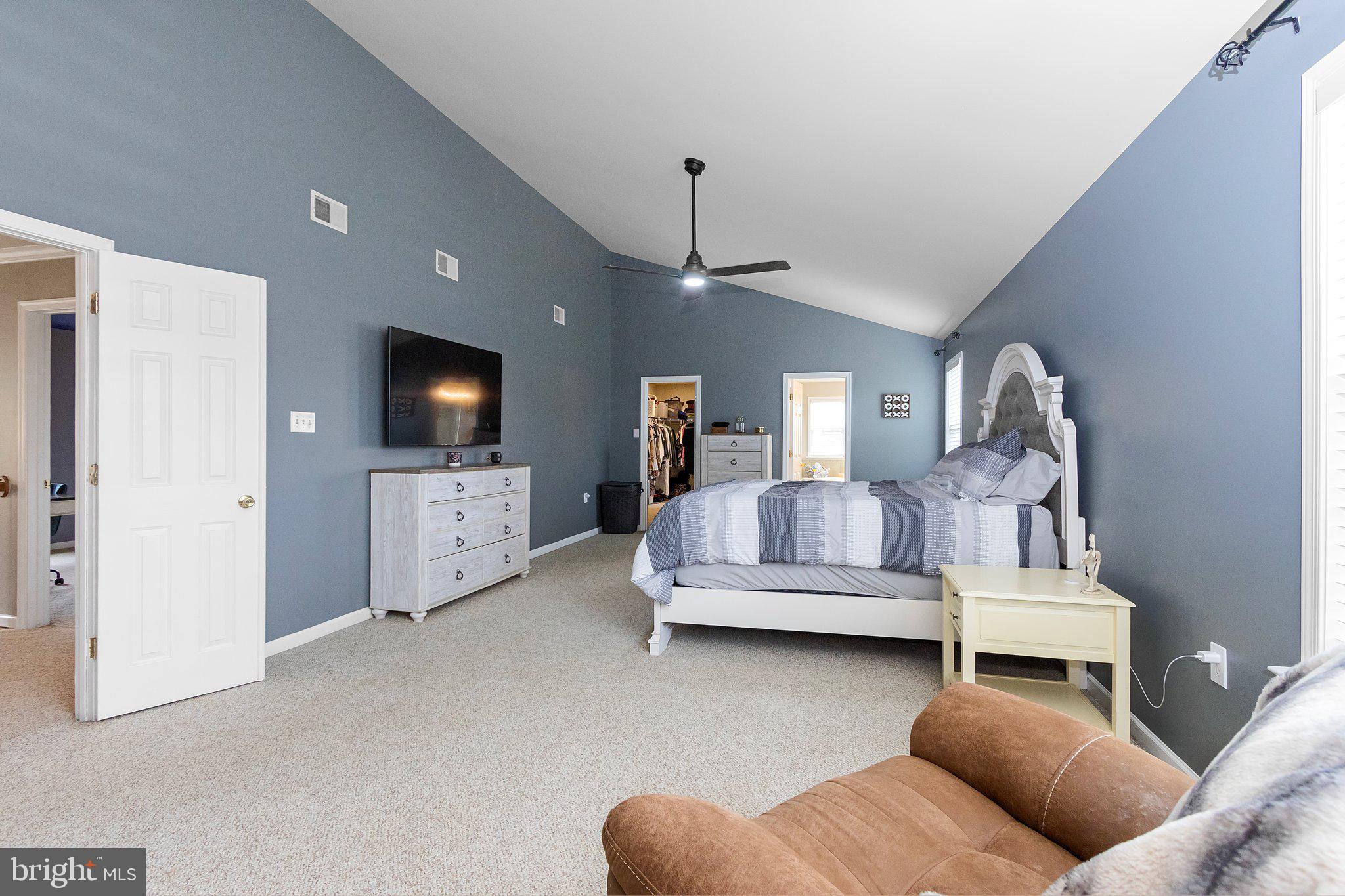 317 STRATUS DR