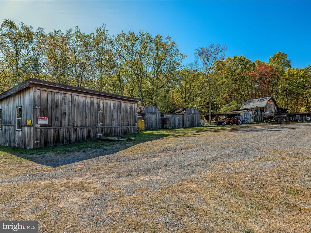 44 COX LANE