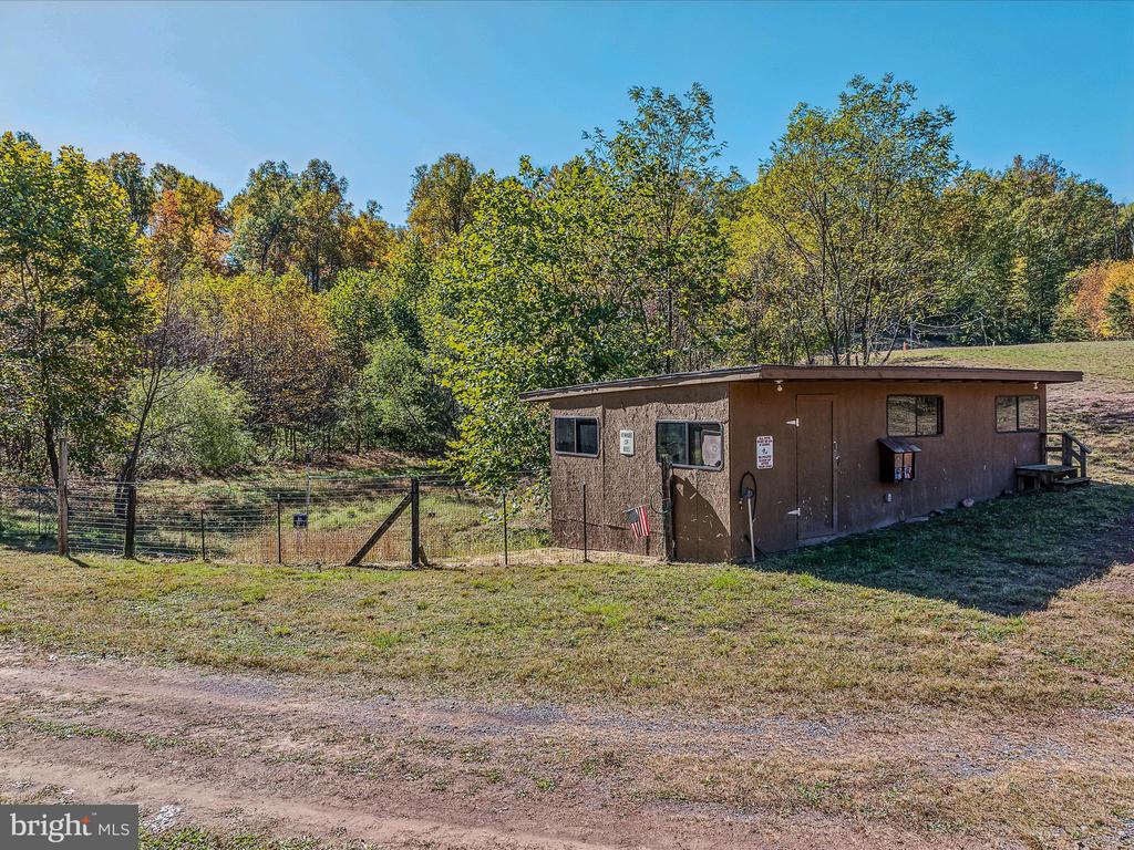 44 COX LANE