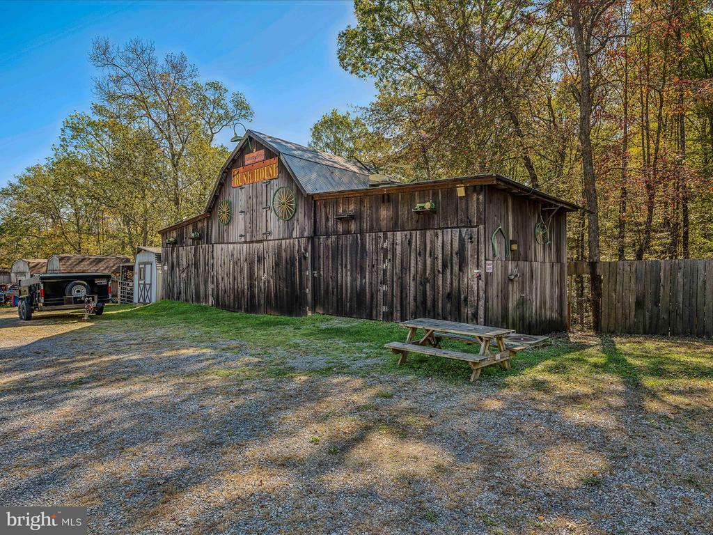 44 COX LANE