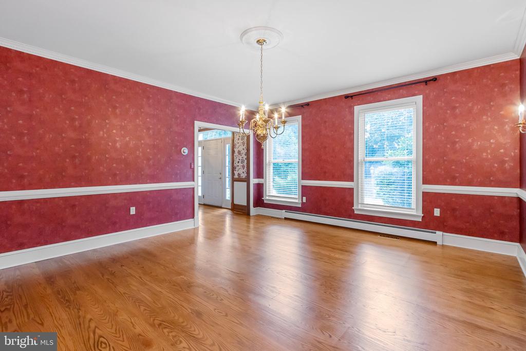 299 YOST CIRCLE