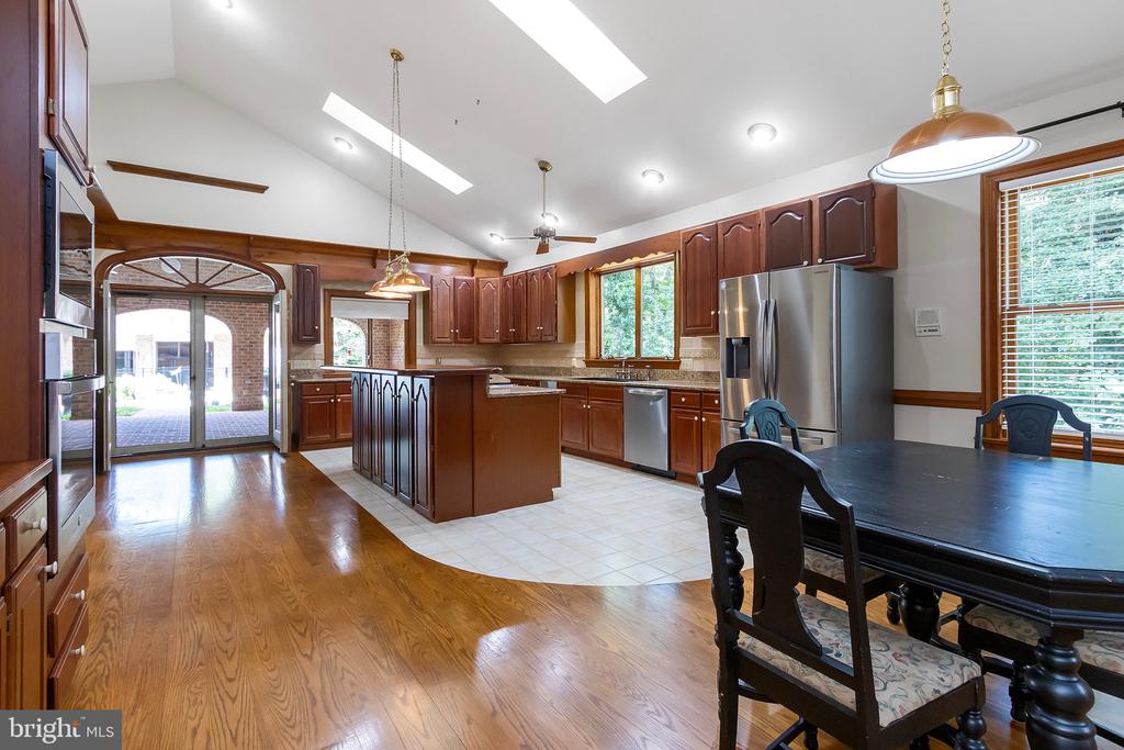 299 YOST CIRCLE