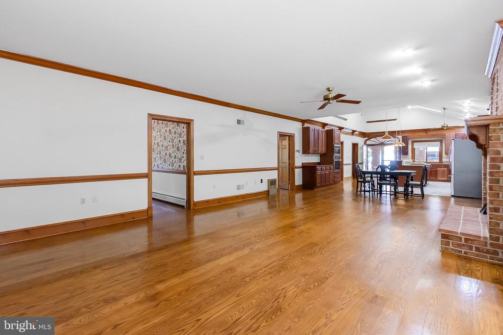 299 YOST CIRCLE