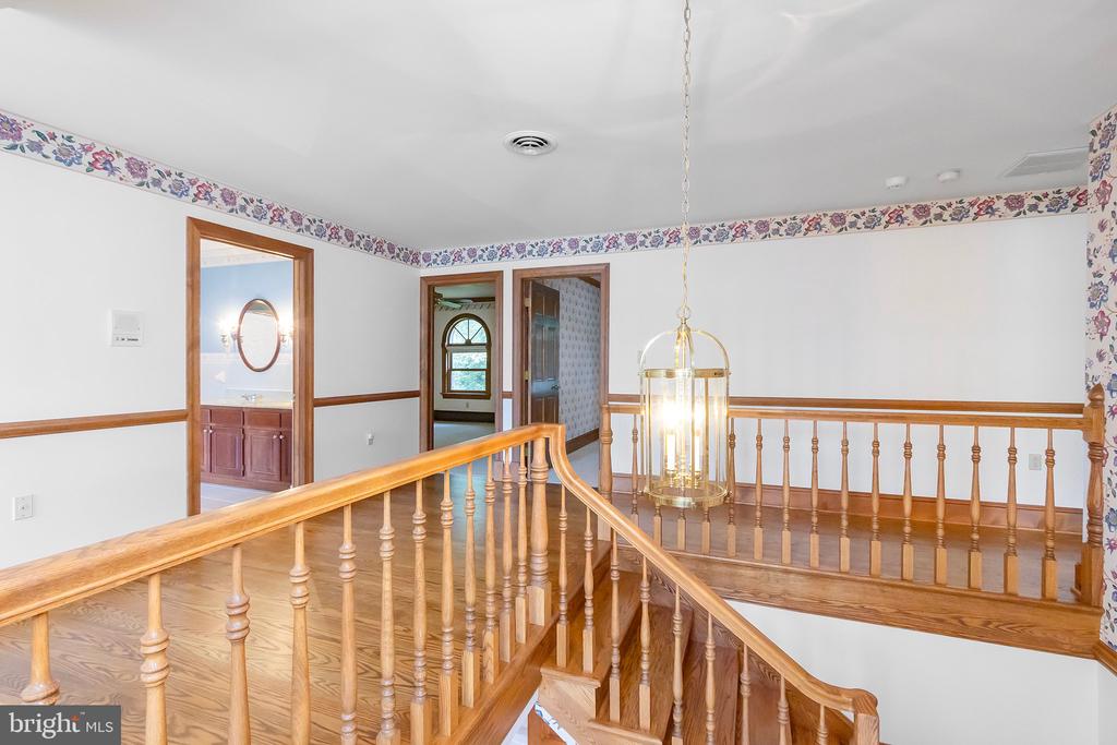 299 YOST CIRCLE