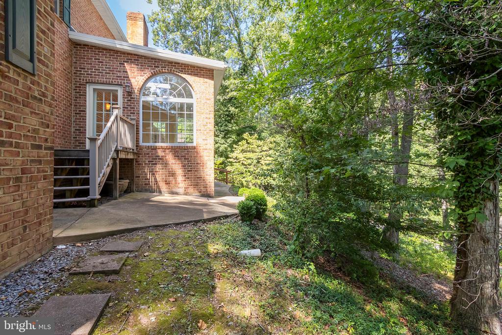 299 YOST CIRCLE
