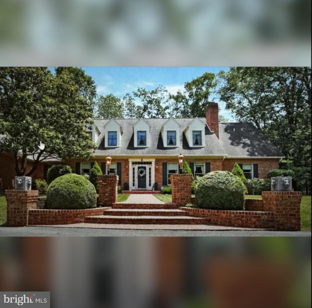 299 YOST CIRCLE