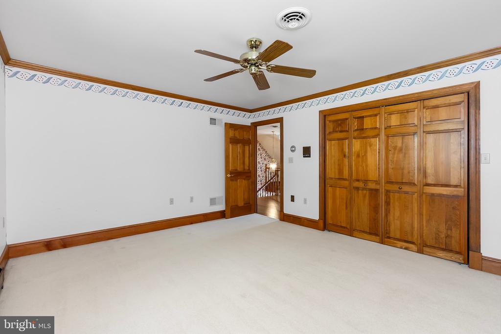 299 YOST CIRCLE
