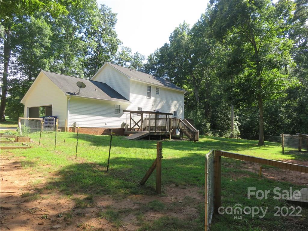1338 Pell Drive