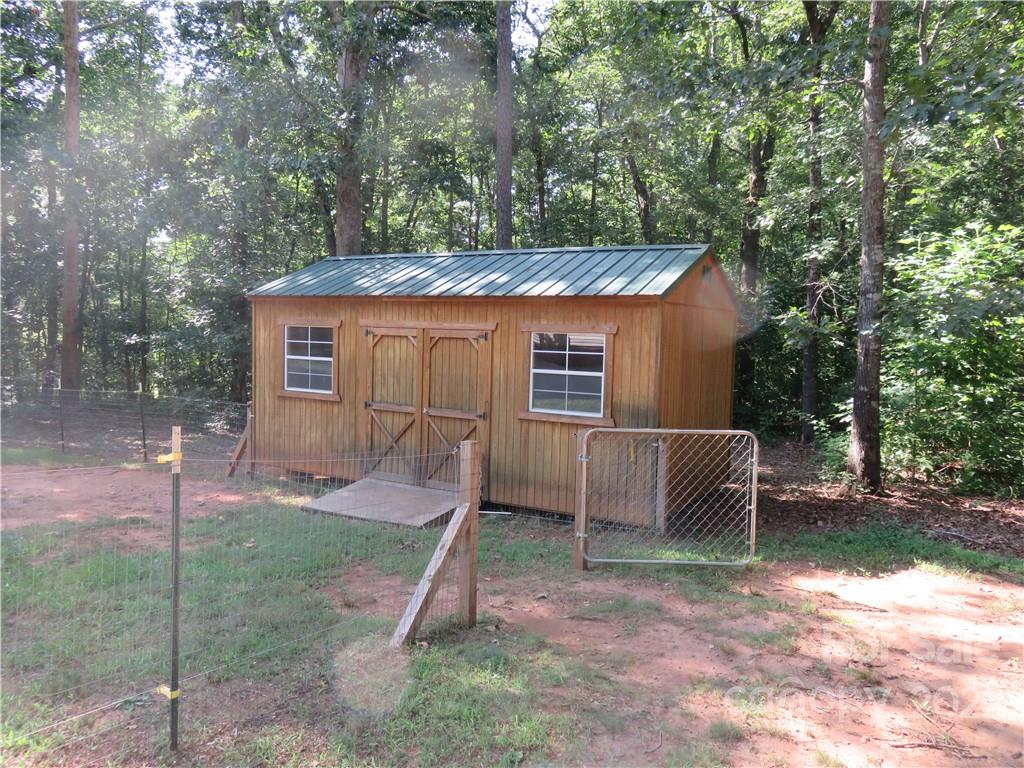 1338 Pell Drive