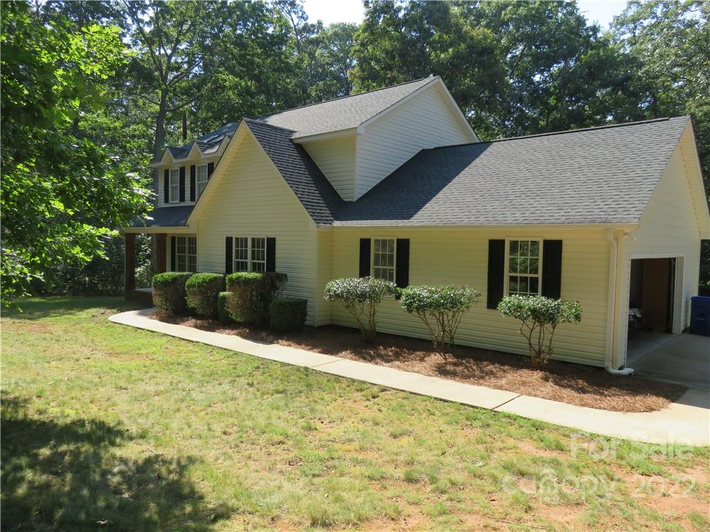 1338 Pell Drive