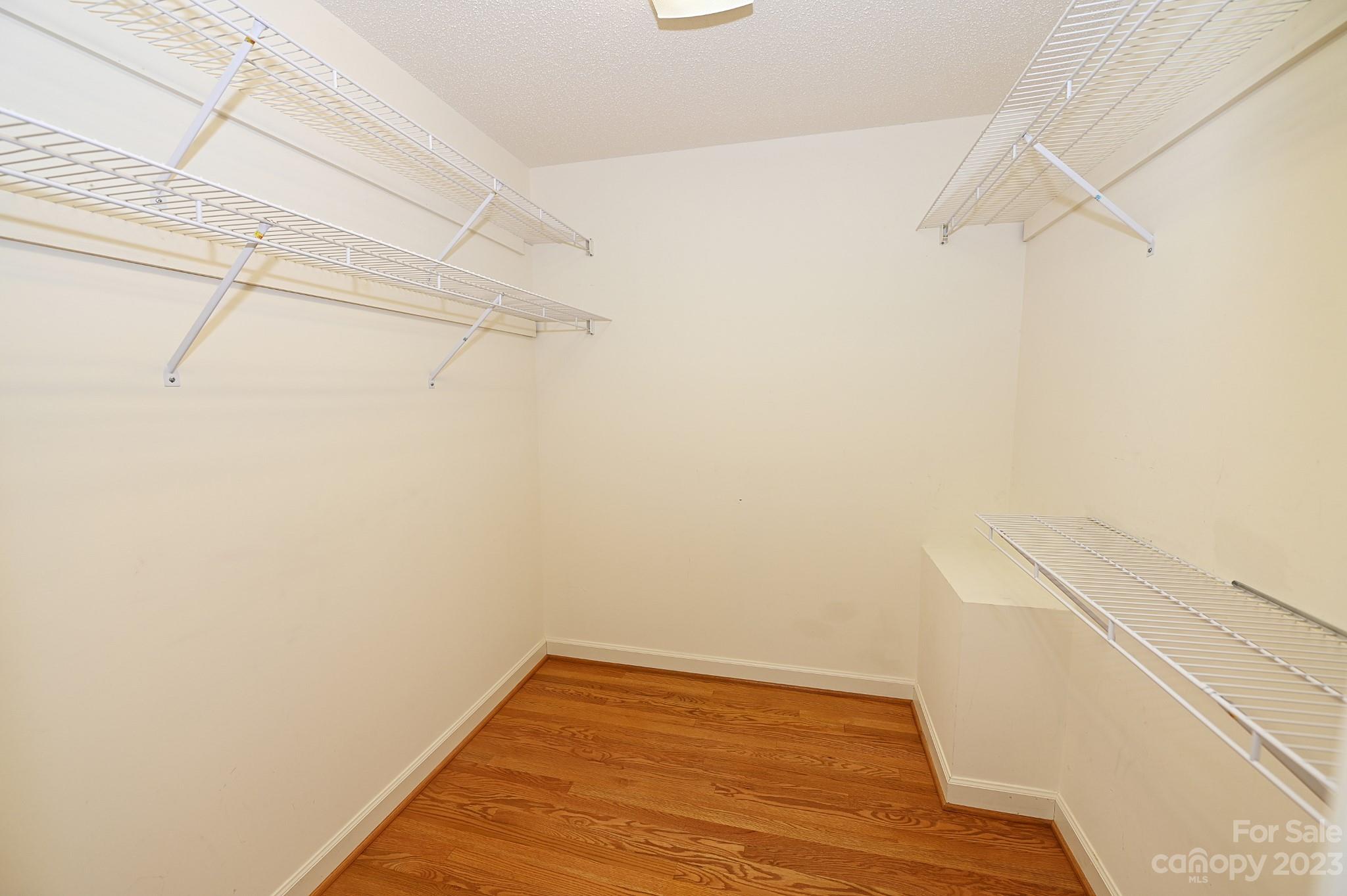 669 River Hills Court