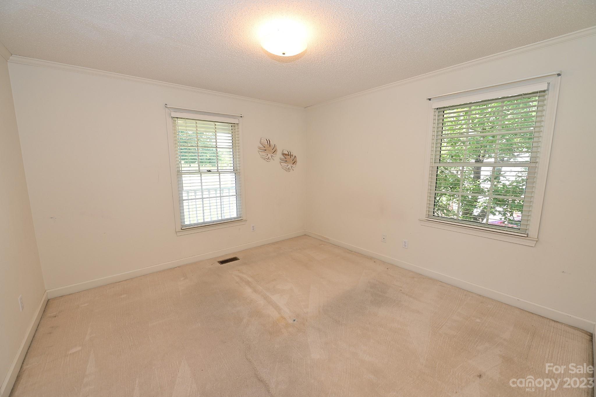 669 River Hills Court