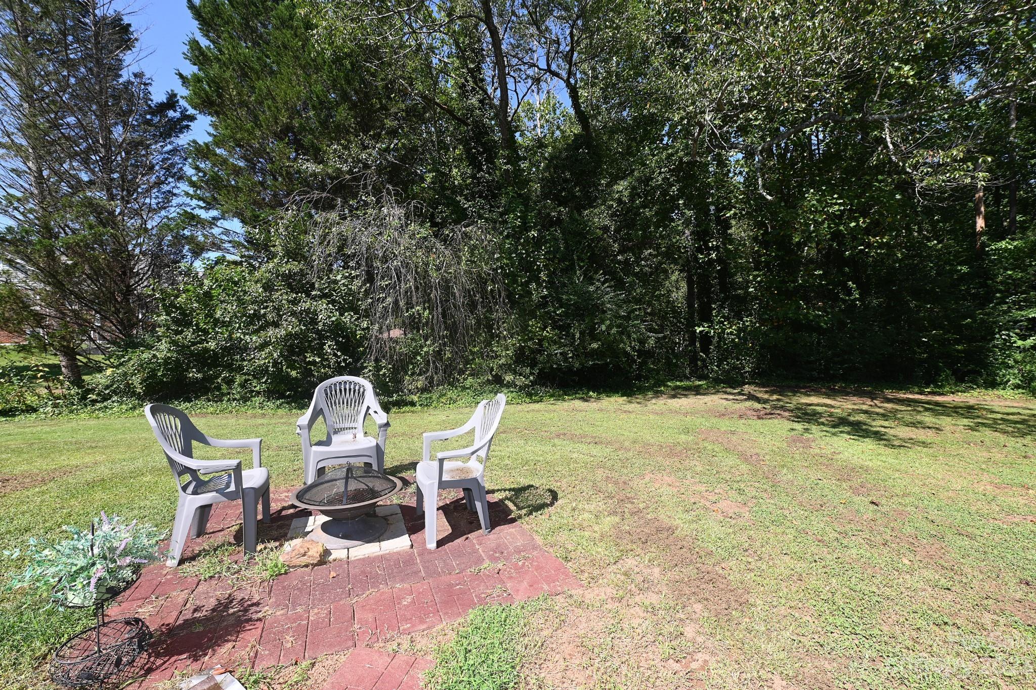 816 Berry Avenue SE
