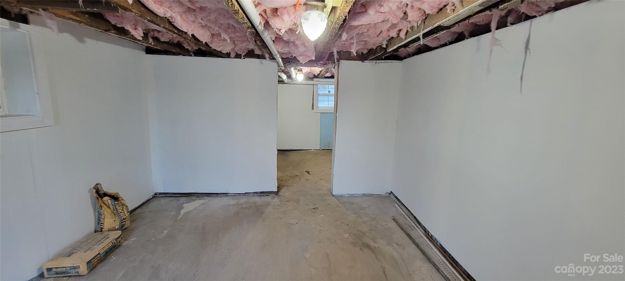 428 Folk Street NW