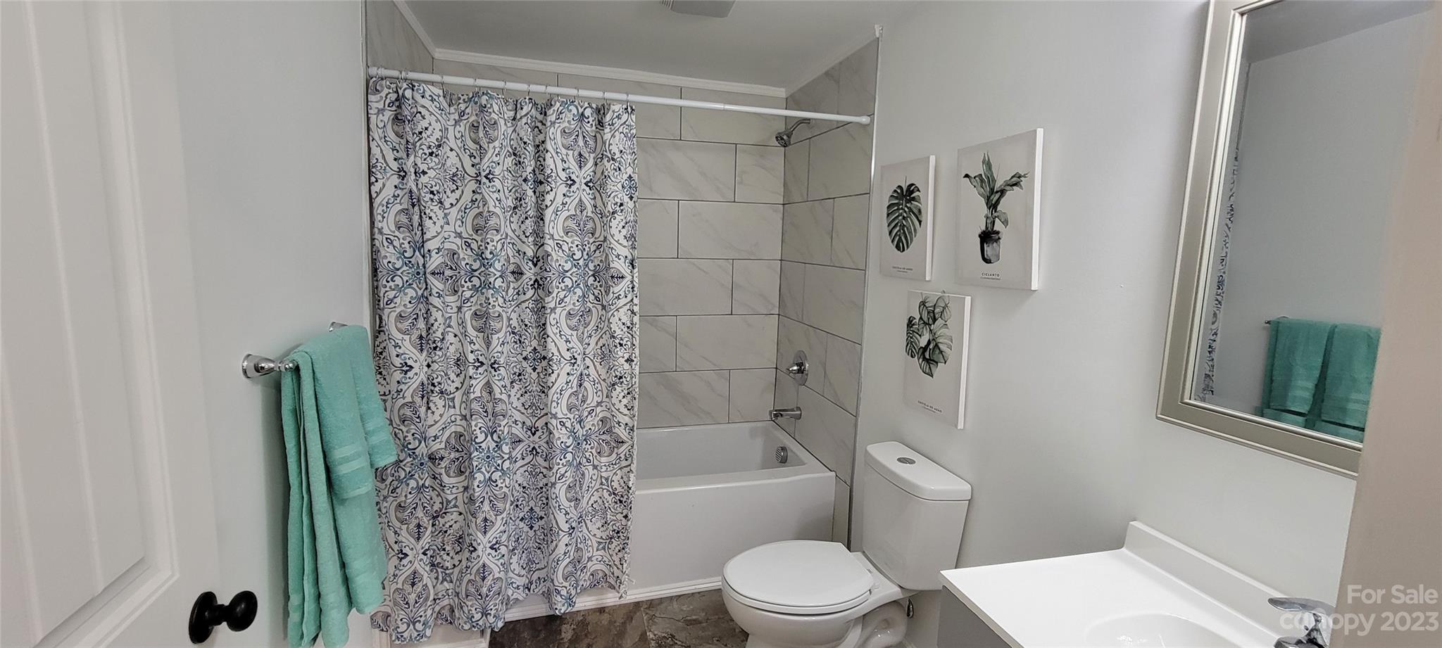 428 Folk Street NW