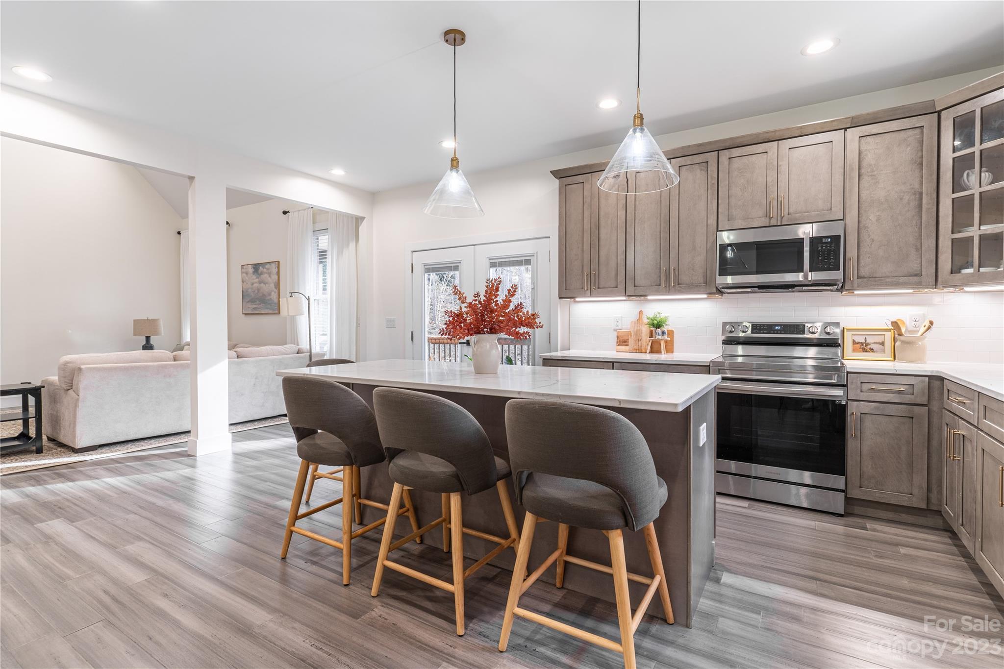 180 Winwood Circle